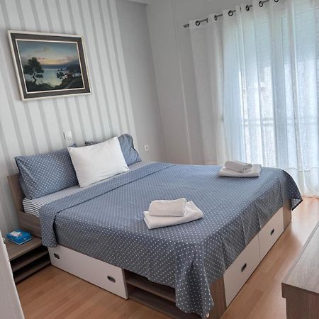 Modern Apartment In Афины Экстерьер фото