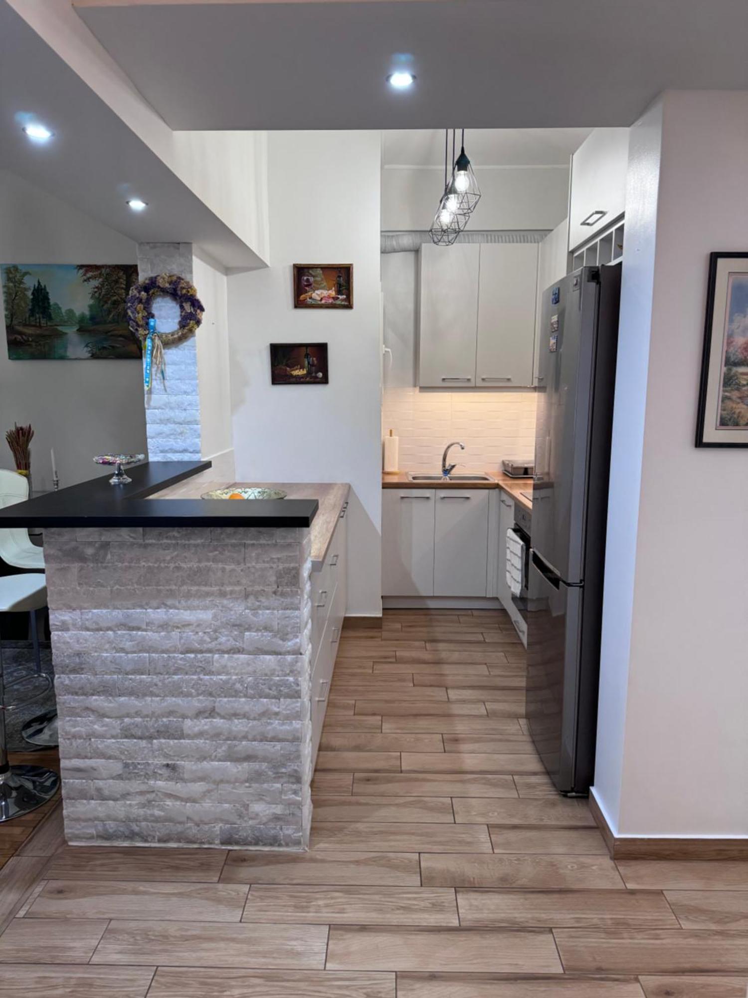 Modern Apartment In Афины Экстерьер фото